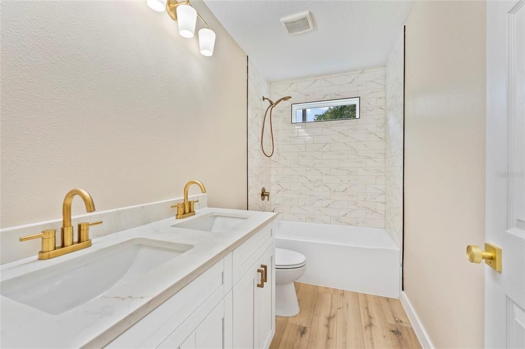 待售: $280,000 (3 贝兹, 2 浴室, 1490 平方英尺)