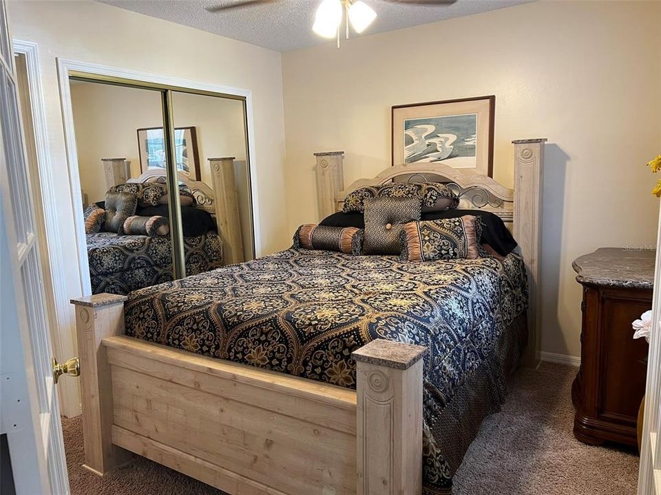 For Sale: $159,000 (2 beds, 2 baths, 796 Square Feet)