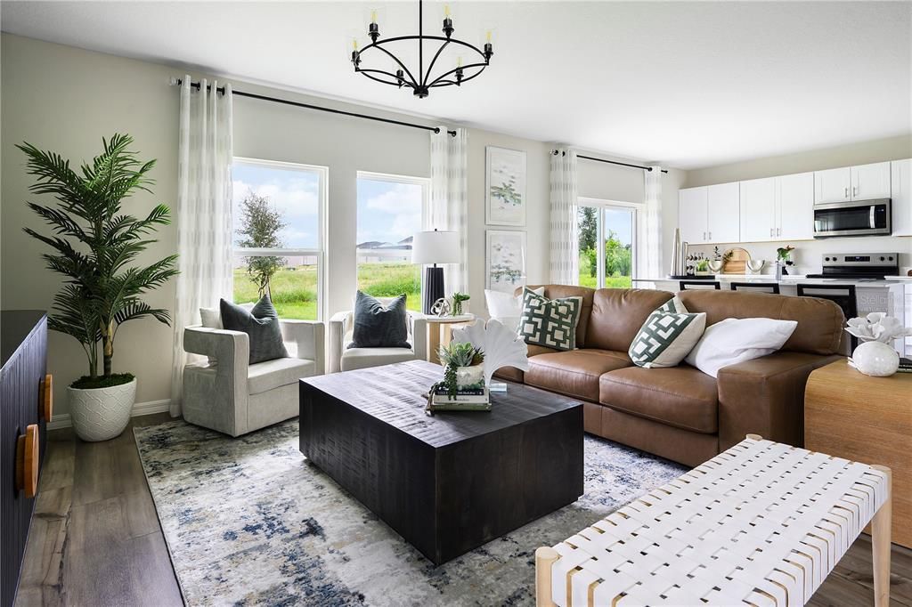 Active With Contract: $368,999 (5 beds, 3 baths, 2470 Square Feet)