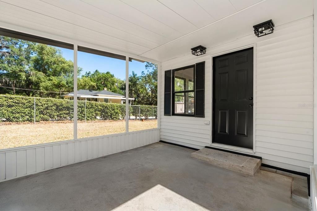 En Renta: $1,600 (3 camas, 2 baños, 1228 Pies cuadrados)