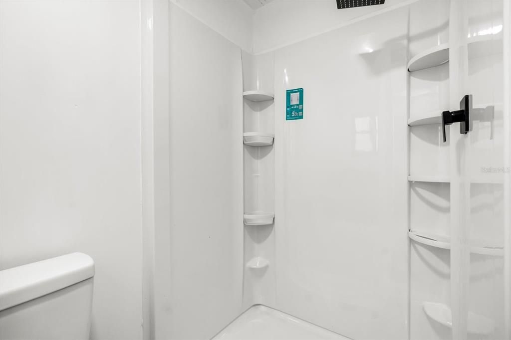 En Renta: $1,600 (3 camas, 2 baños, 1228 Pies cuadrados)