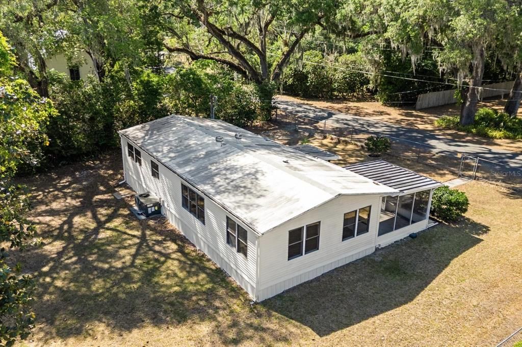 En Renta: $1,600 (3 camas, 2 baños, 1228 Pies cuadrados)