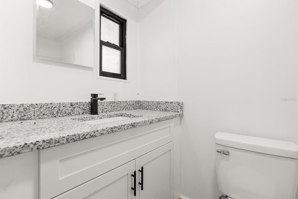 En Renta: $1,600 (3 camas, 2 baños, 1228 Pies cuadrados)