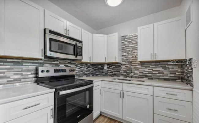 待售: $249,900 (3 贝兹, 2 浴室, 1322 平方英尺)