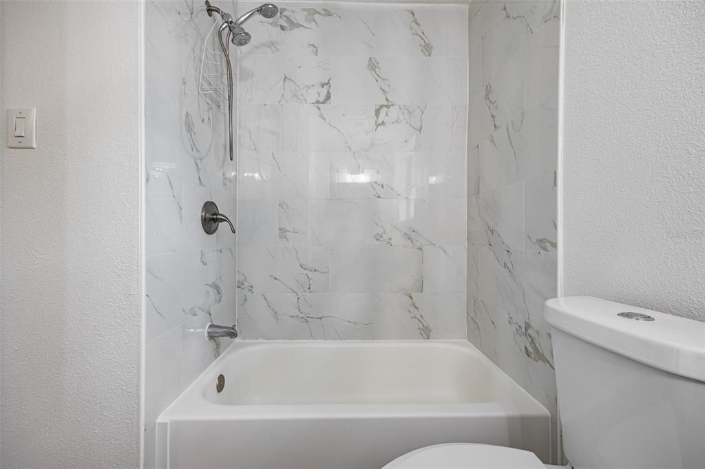 待售: $249,900 (3 贝兹, 2 浴室, 1322 平方英尺)