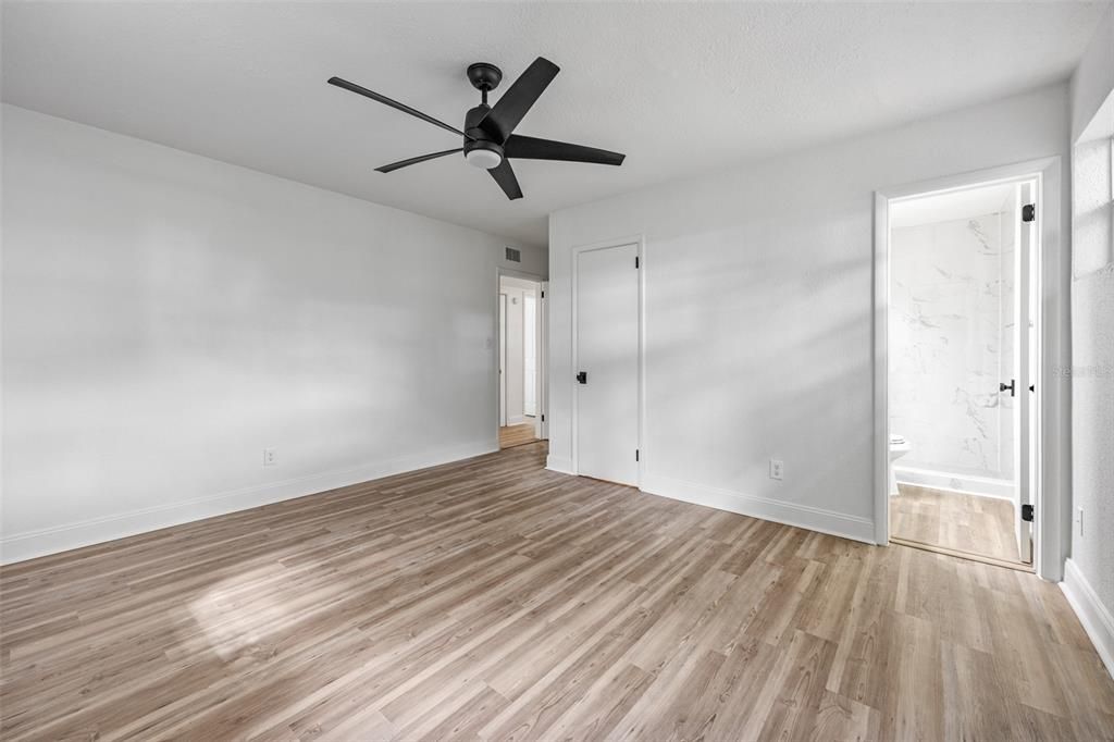 待售: $249,900 (3 贝兹, 2 浴室, 1322 平方英尺)