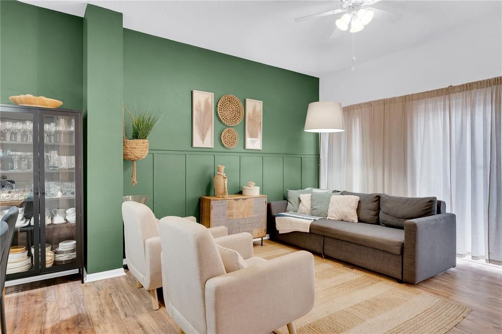 For Sale: $324,900 (3 beds, 2 baths, 1286 Square Feet)