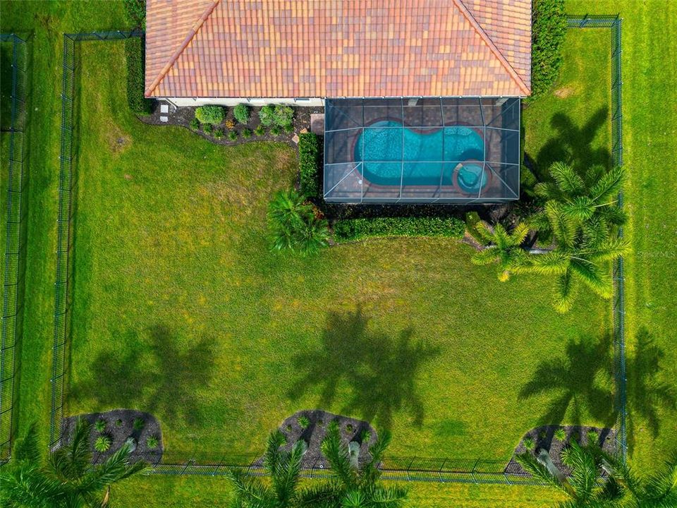 Под контрактом: $1,095,000 (5 спален, 4 ванн, 3892 Квадратных фут)