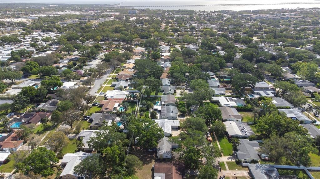 待售: $574,999 (4 贝兹, 2 浴室, 2018 平方英尺)