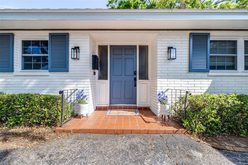 待售: $574,999 (4 贝兹, 2 浴室, 2018 平方英尺)