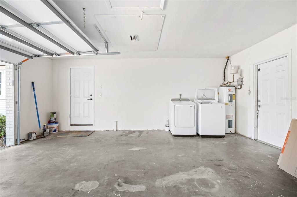 待售: $574,999 (4 贝兹, 2 浴室, 2018 平方英尺)