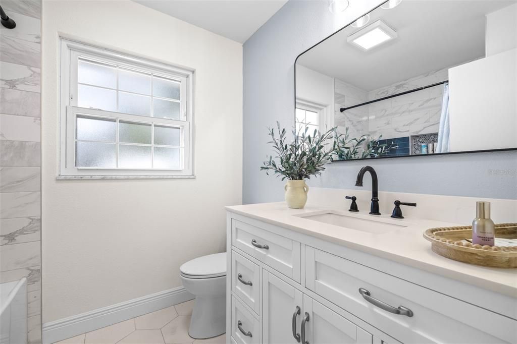 待售: $574,999 (4 贝兹, 2 浴室, 2018 平方英尺)