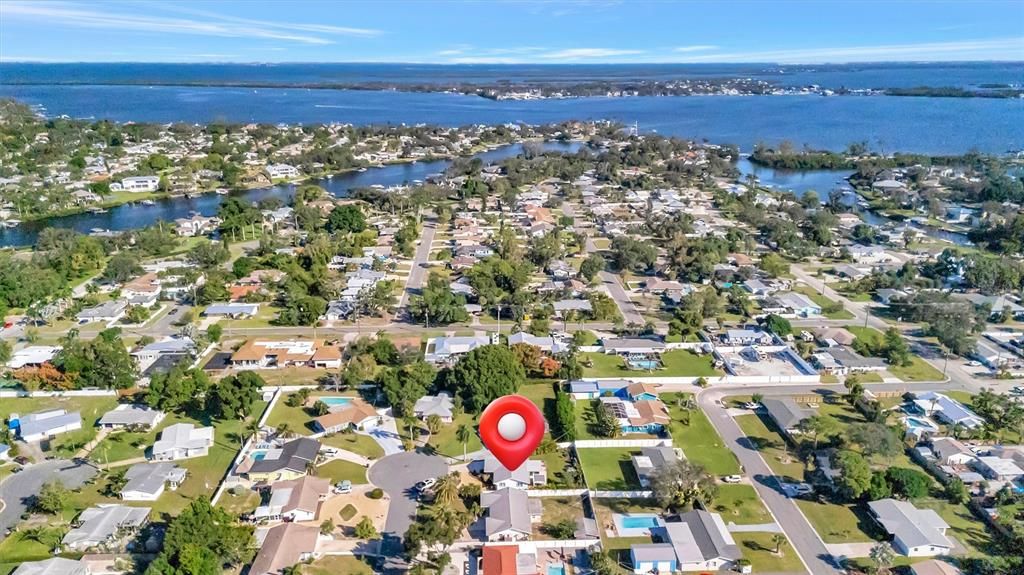 Active With Contract: $319,000 (2 beds, 2 baths, 1431 Square Feet)