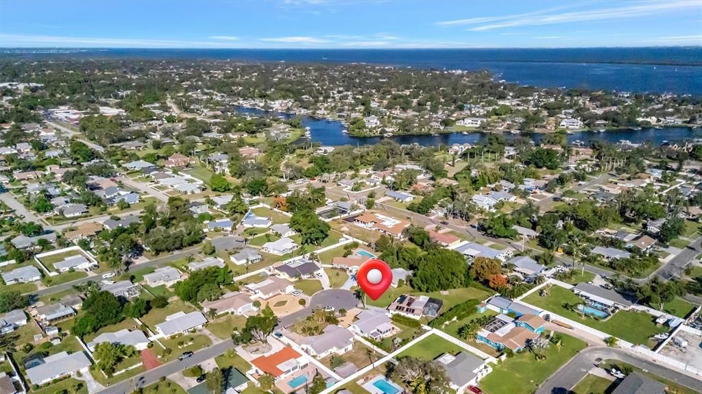 Active With Contract: $319,000 (2 beds, 2 baths, 1431 Square Feet)