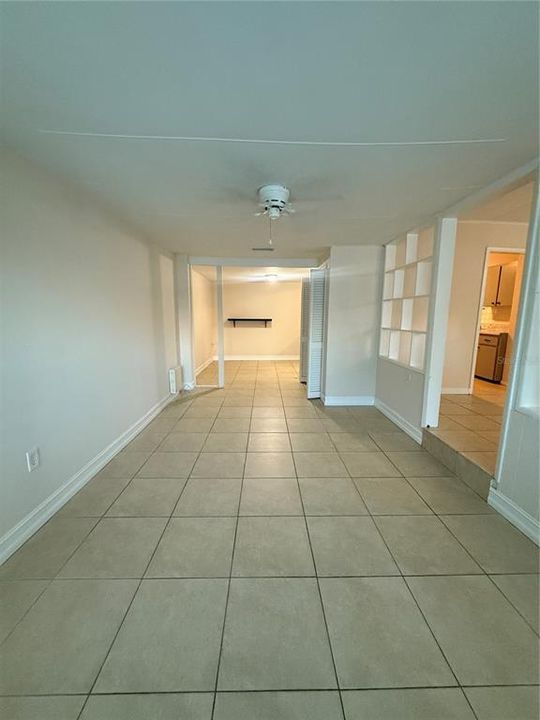 Activo con contrato: $2,200 (2 camas, 1 baños, 1245 Pies cuadrados)