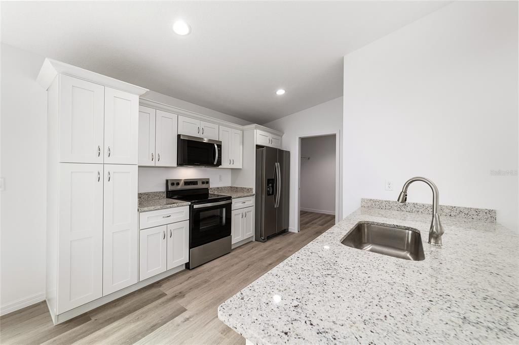 En Venta: $249,900 (3 camas, 2 baños, 1314 Pies cuadrados)