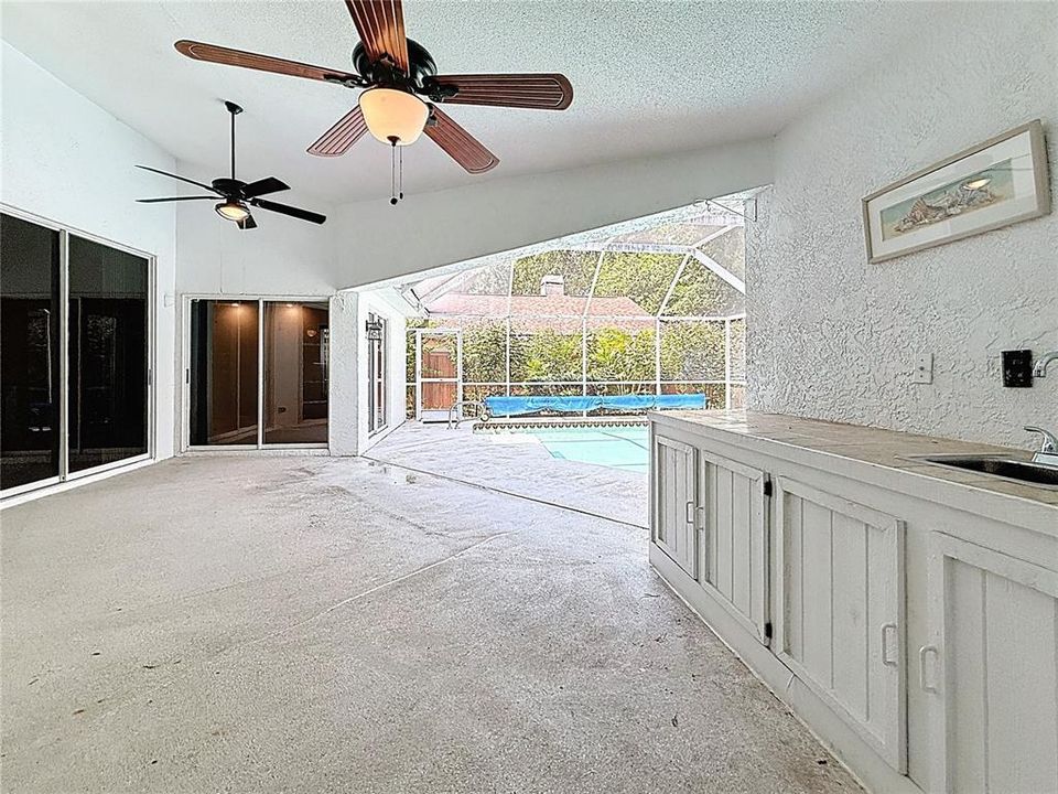 For Rent: $3,000 (3 beds, 2 baths, 1877 Square Feet)