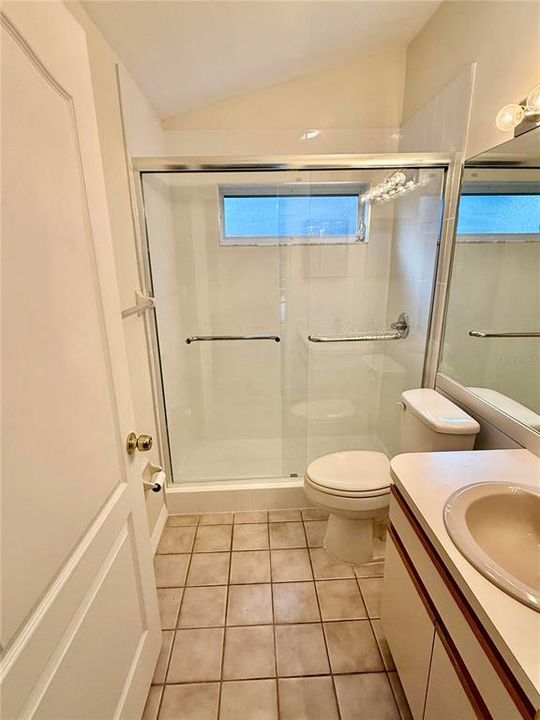 For Rent: $3,000 (3 beds, 2 baths, 1877 Square Feet)