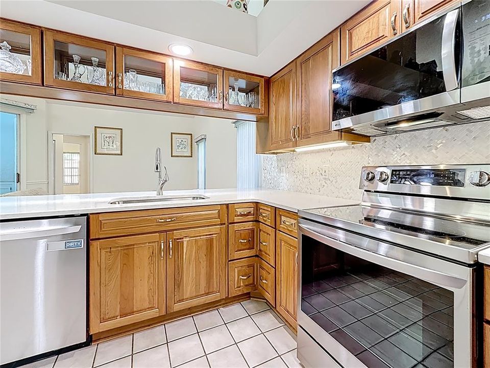 For Rent: $3,000 (3 beds, 2 baths, 1877 Square Feet)