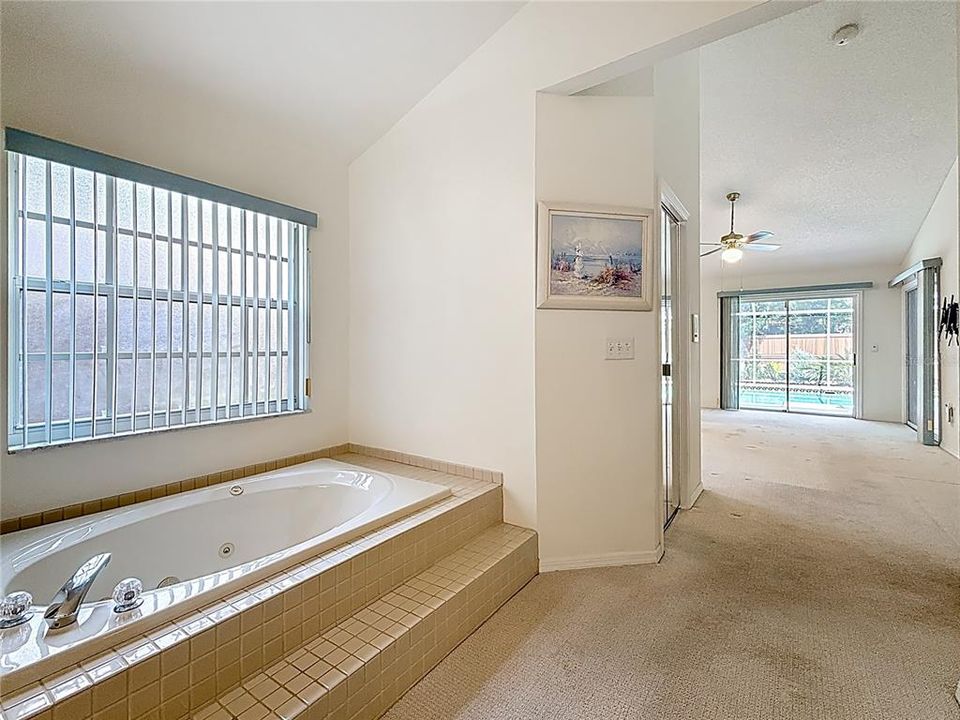 For Rent: $3,000 (3 beds, 2 baths, 1877 Square Feet)