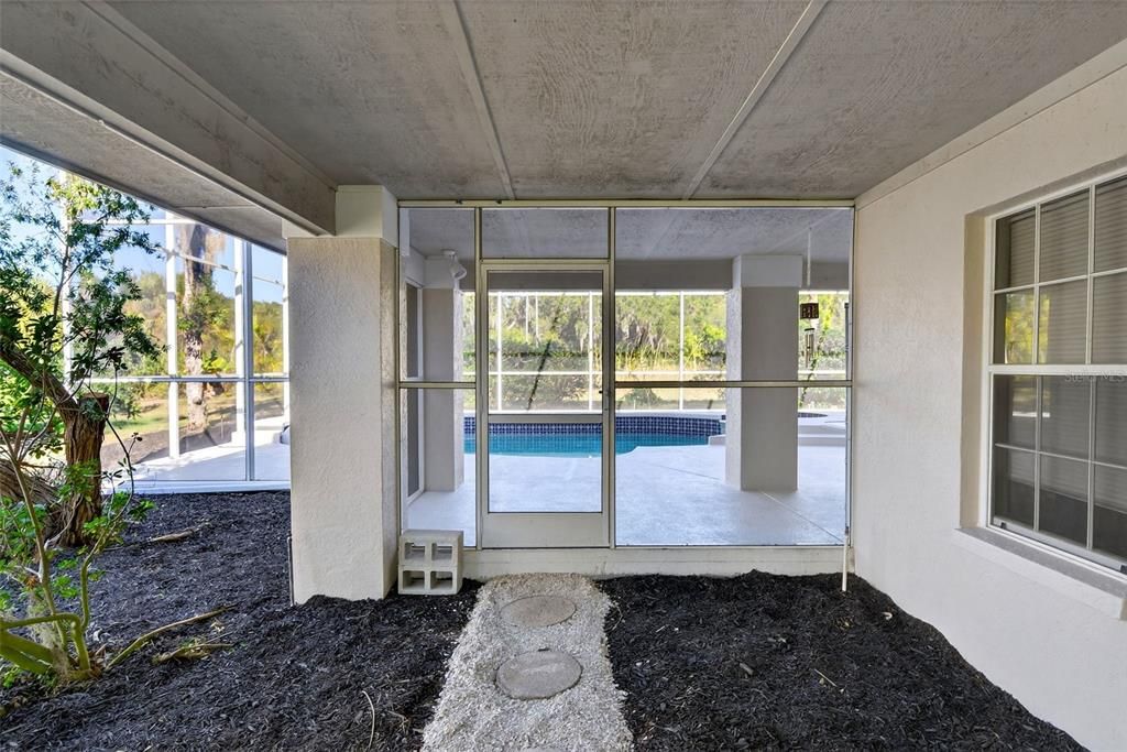 For Sale: $875,000 (4 beds, 2 baths, 2789 Square Feet)