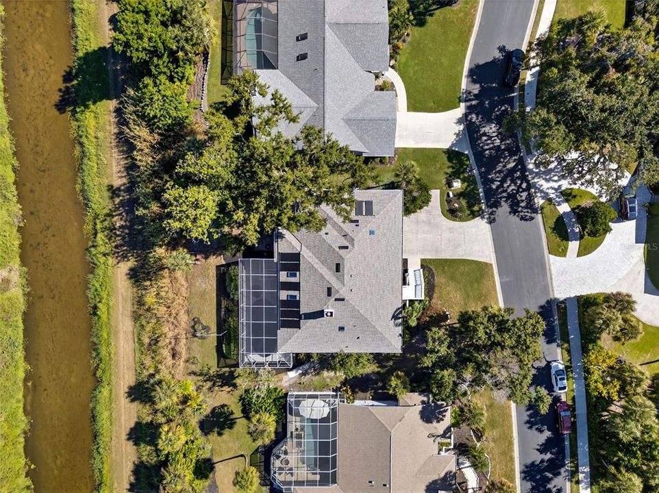 For Sale: $875,000 (4 beds, 2 baths, 2789 Square Feet)