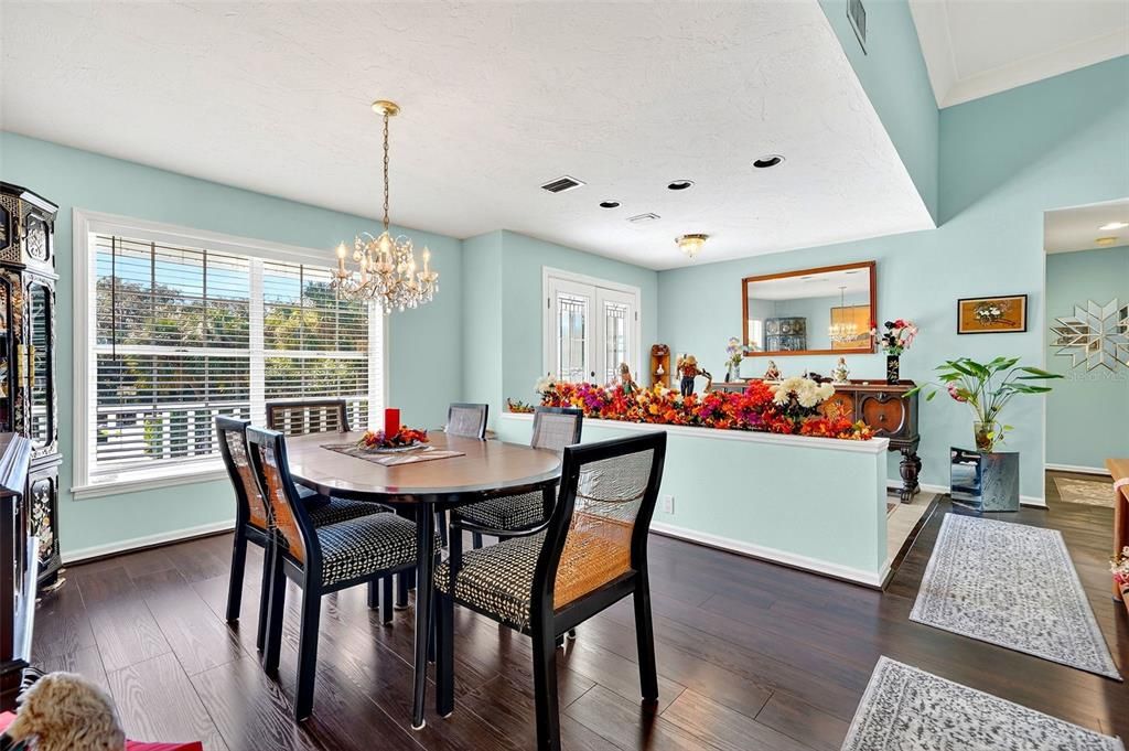 For Sale: $875,000 (4 beds, 2 baths, 2789 Square Feet)