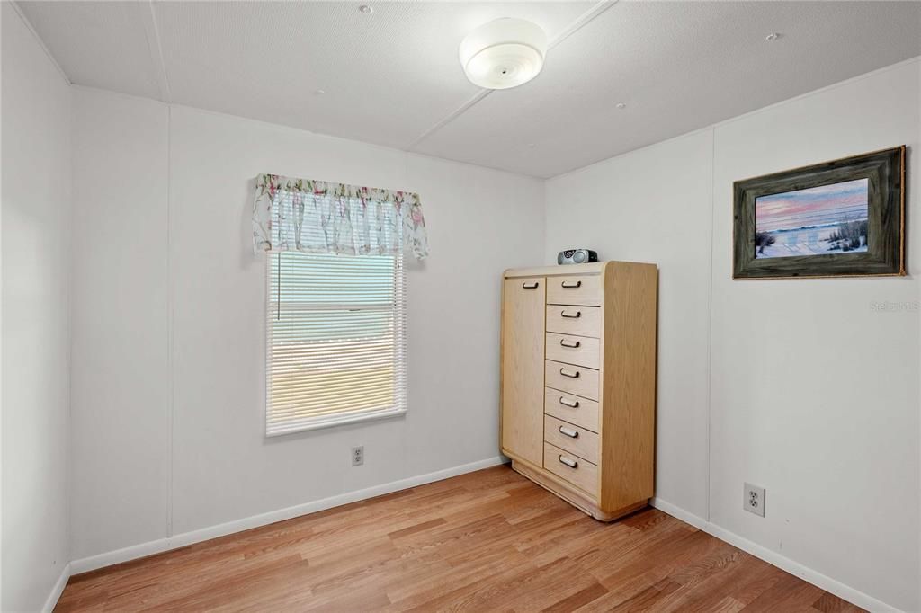 Active With Contract: $134,900 (2 beds, 2 baths, 784 Square Feet)