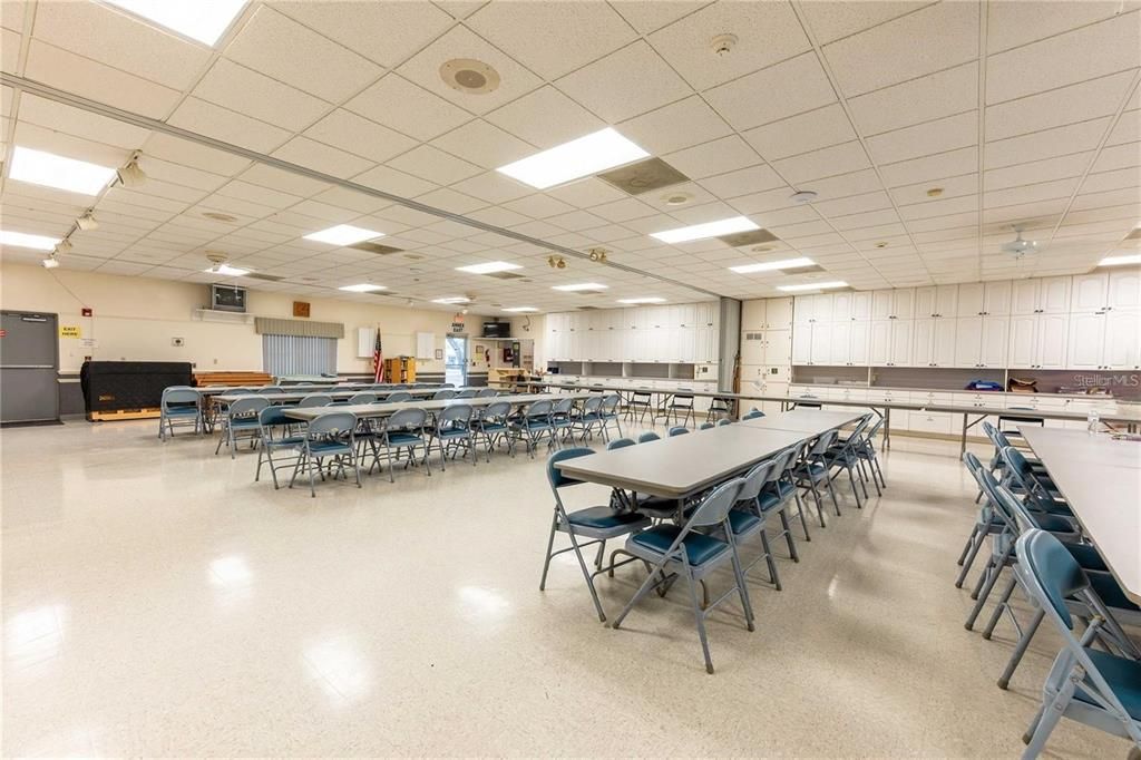 Active With Contract: $134,900 (2 beds, 2 baths, 784 Square Feet)