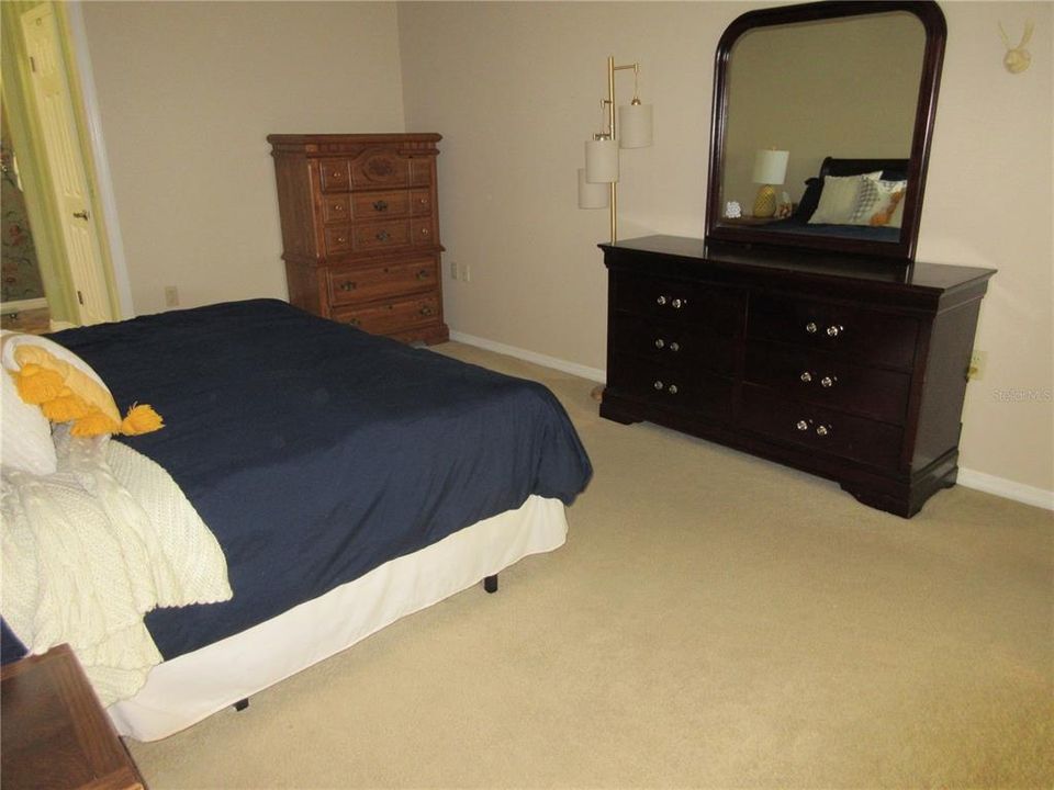 For Sale: $384,000 (4 beds, 3 baths, 2115 Square Feet)