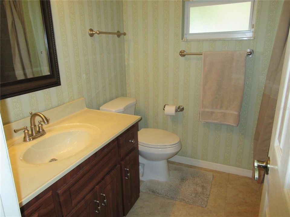 For Sale: $384,000 (4 beds, 3 baths, 2115 Square Feet)