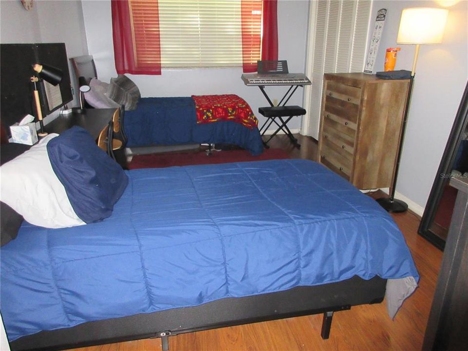 For Sale: $384,000 (4 beds, 3 baths, 2115 Square Feet)