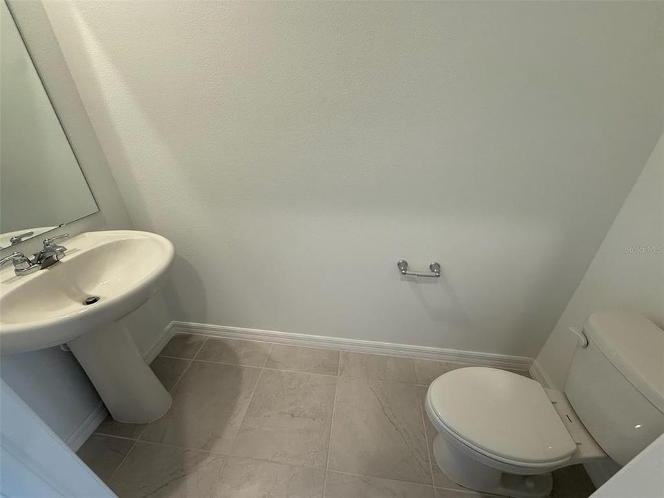 Active With Contract: $2,075 (3 beds, 2 baths, 1485 Square Feet)