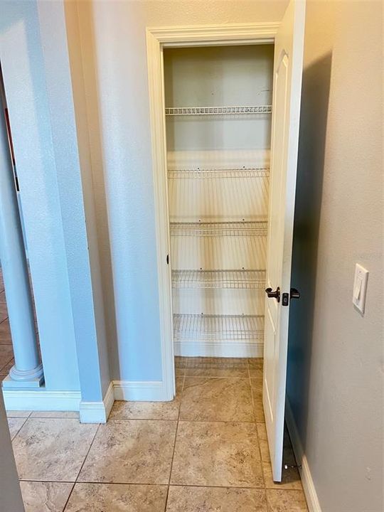 For Rent: $2,300 (3 beds, 2 baths, 1575 Square Feet)