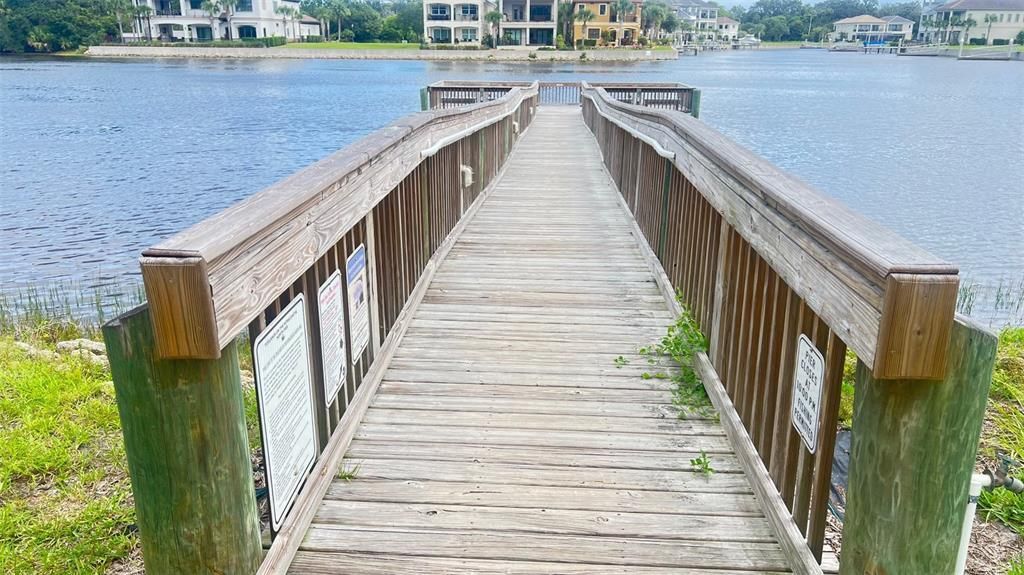 For Rent: $2,300 (3 beds, 2 baths, 1575 Square Feet)