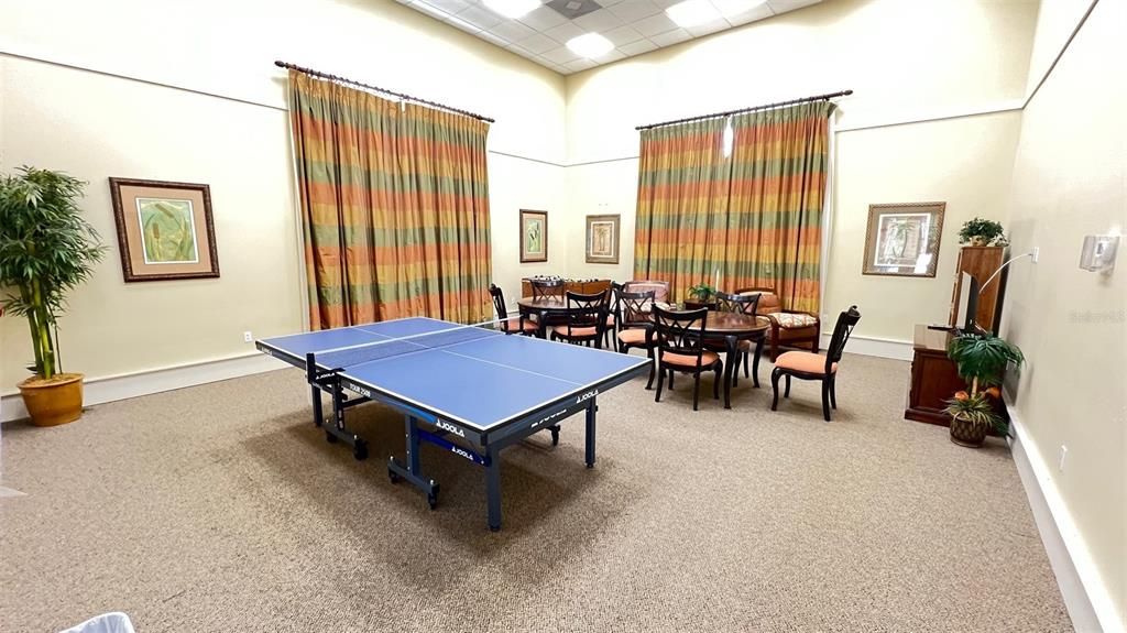 For Rent: $2,300 (3 beds, 2 baths, 1575 Square Feet)