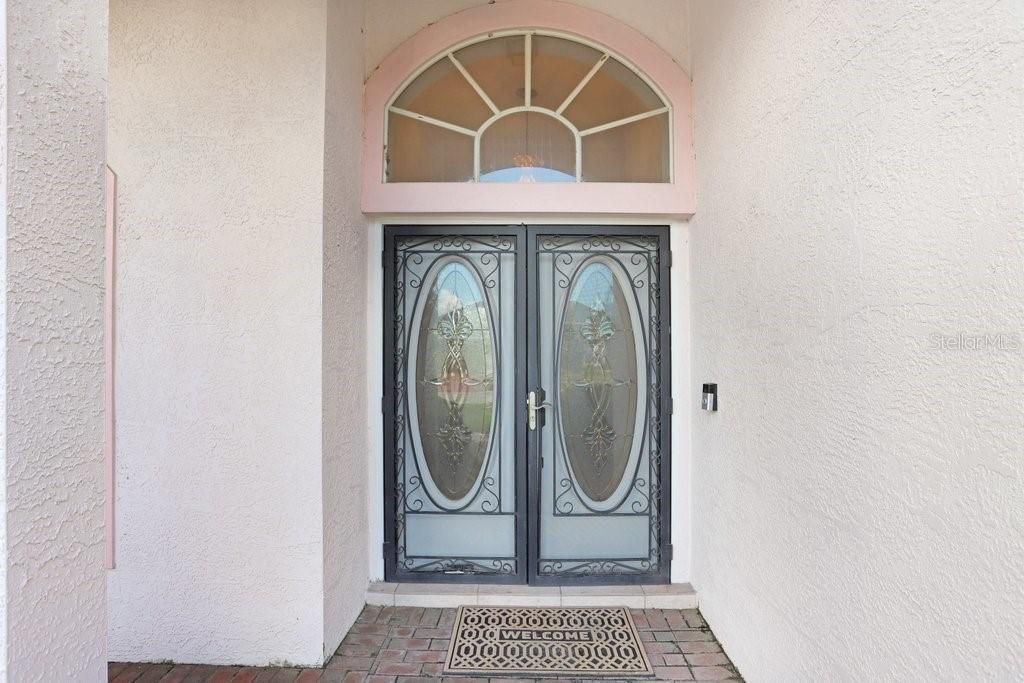 合同活跃: $525,000 (4 贝兹, 3 浴室, 2495 平方英尺)