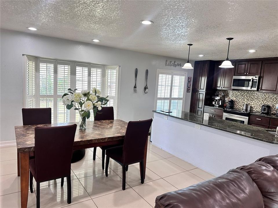 For Sale: $439,900 (3 beds, 2 baths, 1450 Square Feet)