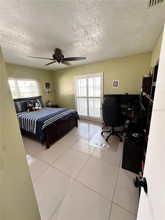 For Sale: $439,900 (3 beds, 2 baths, 1450 Square Feet)