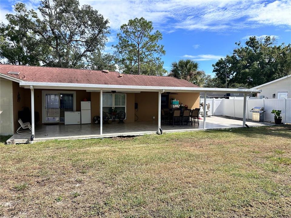 For Sale: $439,900 (3 beds, 2 baths, 1450 Square Feet)