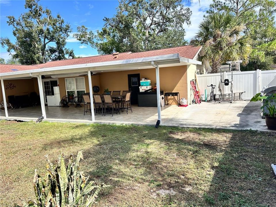 For Sale: $439,900 (3 beds, 2 baths, 1450 Square Feet)