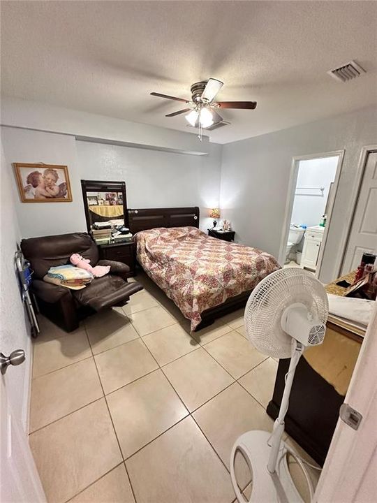 For Sale: $439,900 (3 beds, 2 baths, 1450 Square Feet)