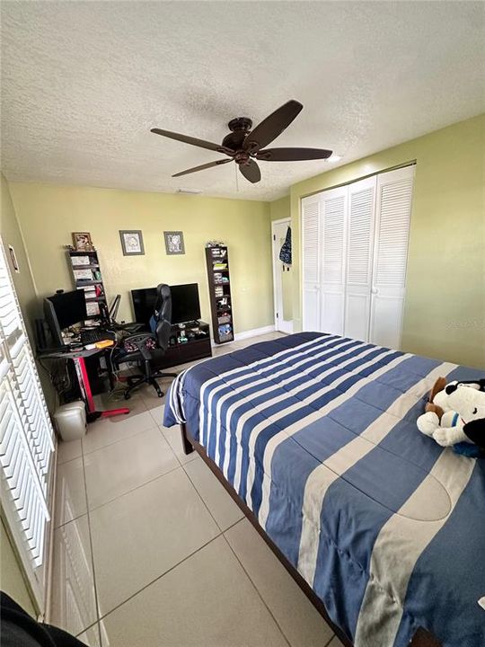 For Sale: $439,900 (3 beds, 2 baths, 1450 Square Feet)