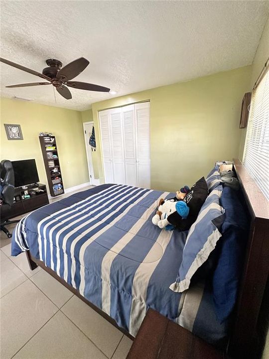 For Sale: $439,900 (3 beds, 2 baths, 1450 Square Feet)