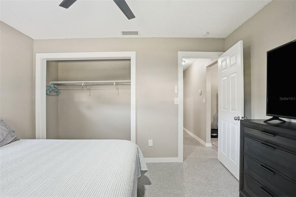 待售: $423,000 (3 贝兹, 2 浴室, 1574 平方英尺)