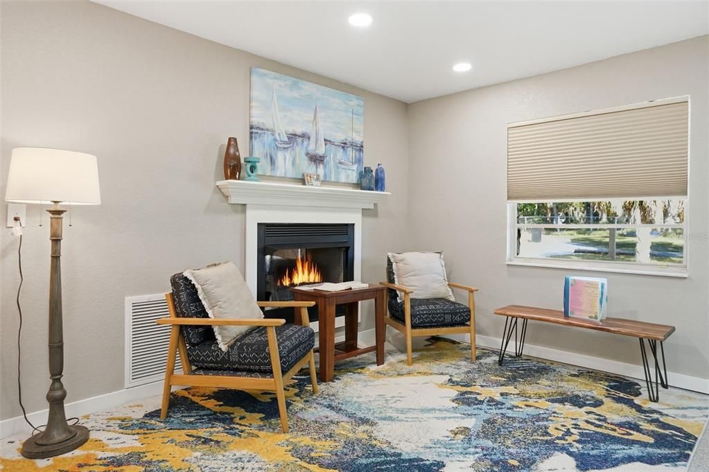 待售: $423,000 (3 贝兹, 2 浴室, 1574 平方英尺)