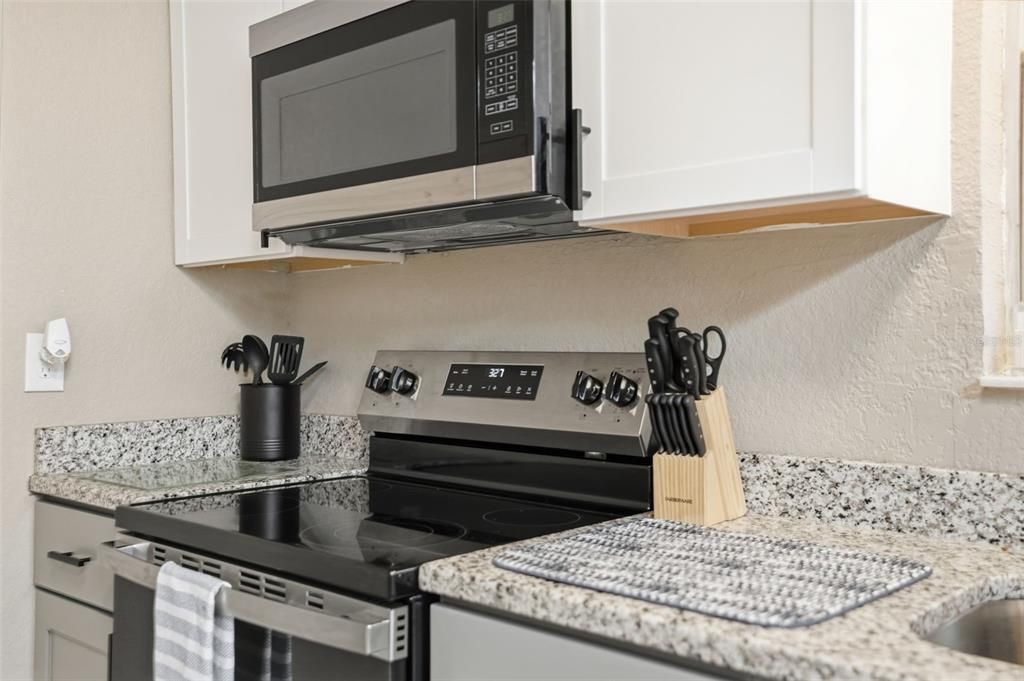 待售: $423,000 (3 贝兹, 2 浴室, 1574 平方英尺)