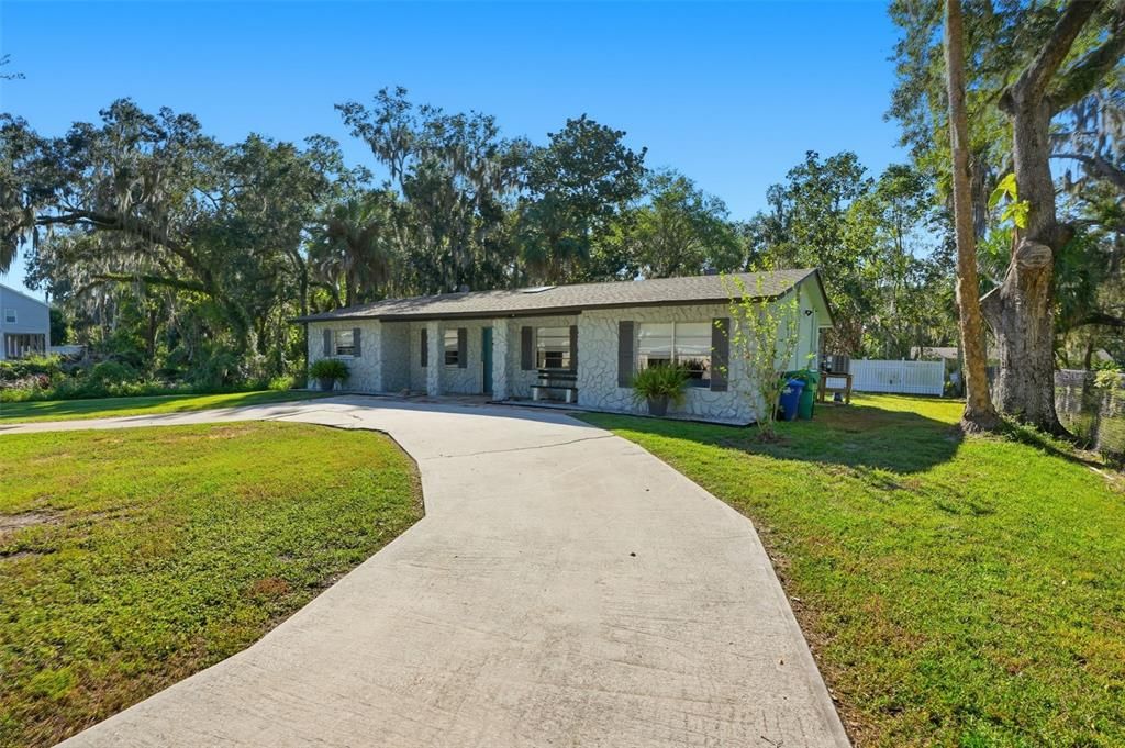 待售: $423,000 (3 贝兹, 2 浴室, 1574 平方英尺)