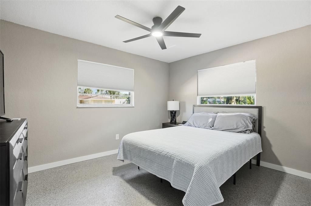 待售: $423,000 (3 贝兹, 2 浴室, 1574 平方英尺)