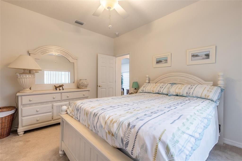 待售: $399,000 (3 贝兹, 2 浴室, 1607 平方英尺)